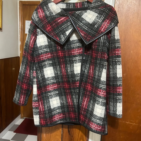 Spring coat - Picture 2 of 5